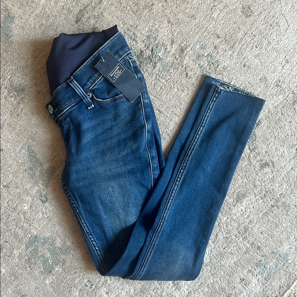 NWT Abercrombie Maternity Jeans